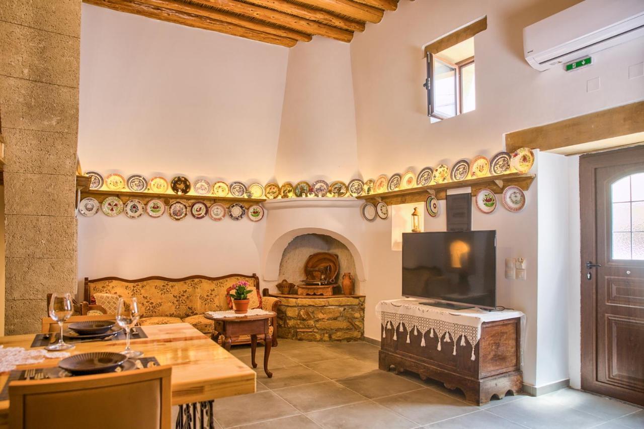 Вілла Stone Arch Malona Village Екстер'єр фото